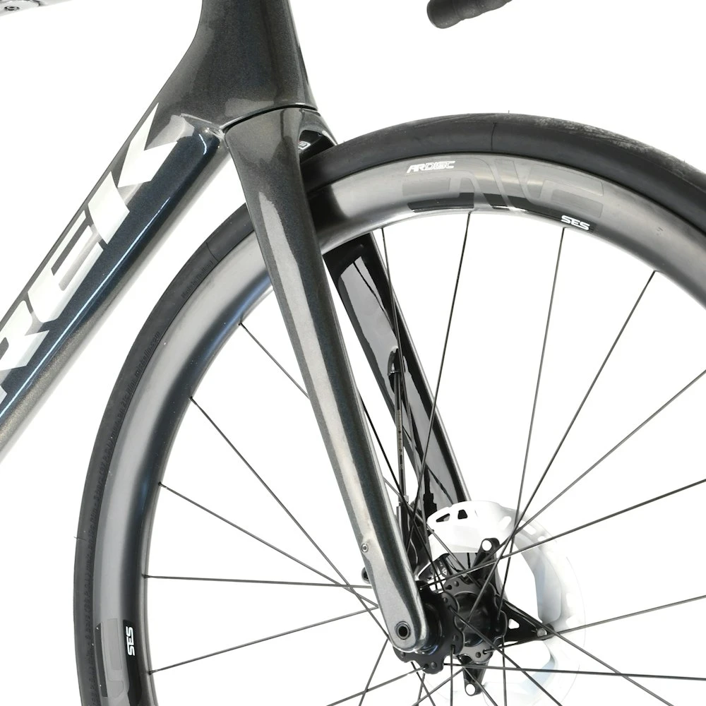 2022 Trek DOMANE SLR DISC Carbon Road Bike // Ultegra Di2 12-Speed ENVE // 56cm 3 2022 Trek DOMANE SLR DISC Carbon Road Bike // Ultegra Di2 12-Speed ENVE // 56cm - Image 3