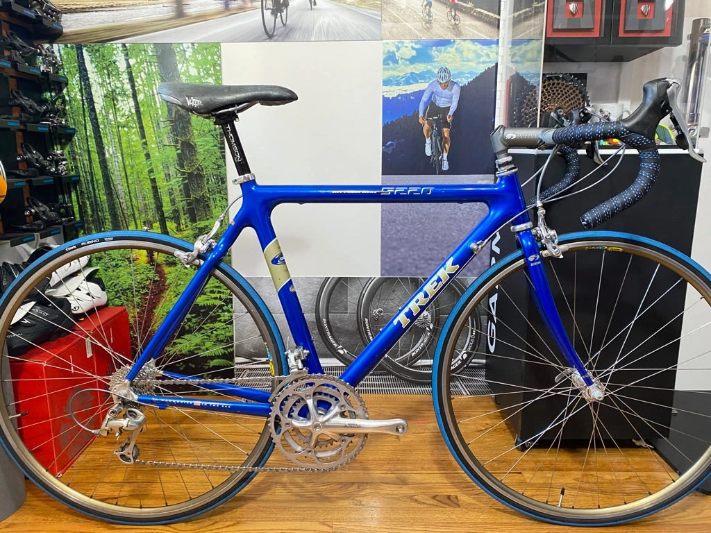 Trek 5220, Carbon Fiber 1 Trek 5220, Carbon Fiber