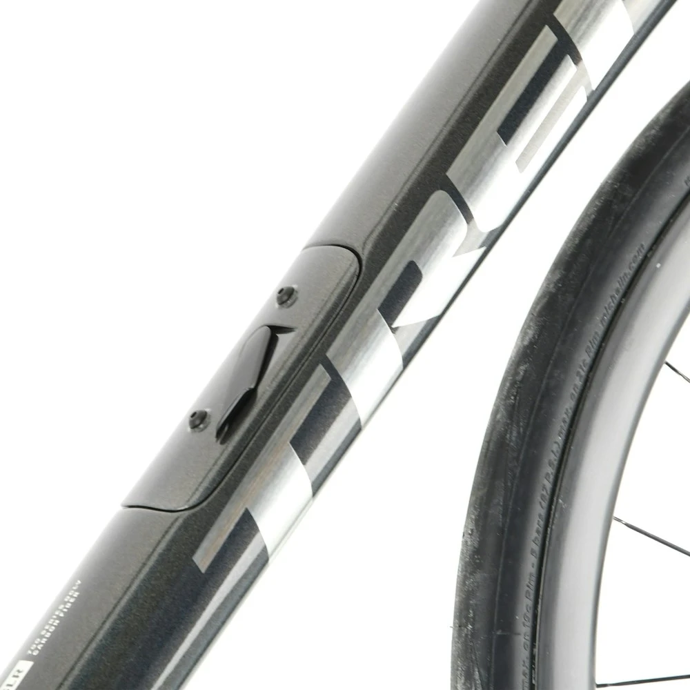 2022 Trek DOMANE SLR DISC Carbon Road Bike // Ultegra Di2 12-Speed ENVE // 56cm 11 2022 Trek DOMANE SLR DISC Carbon Road Bike // Ultegra Di2 12-Speed ENVE // 56cm - Image 11