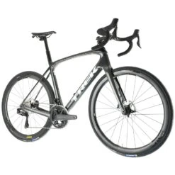 2022 Trek DOMANE SLR DISC Carbon Road Bike // Ultegra Di2 12-Speed ENVE // 56cm 20 2022 Trek DOMANE SLR DISC Carbon Road Bike // Ultegra Di2 12-Speed ENVE // 56cm -Trek hqGsF7aMbU7n5sU0FCjb4U0Og